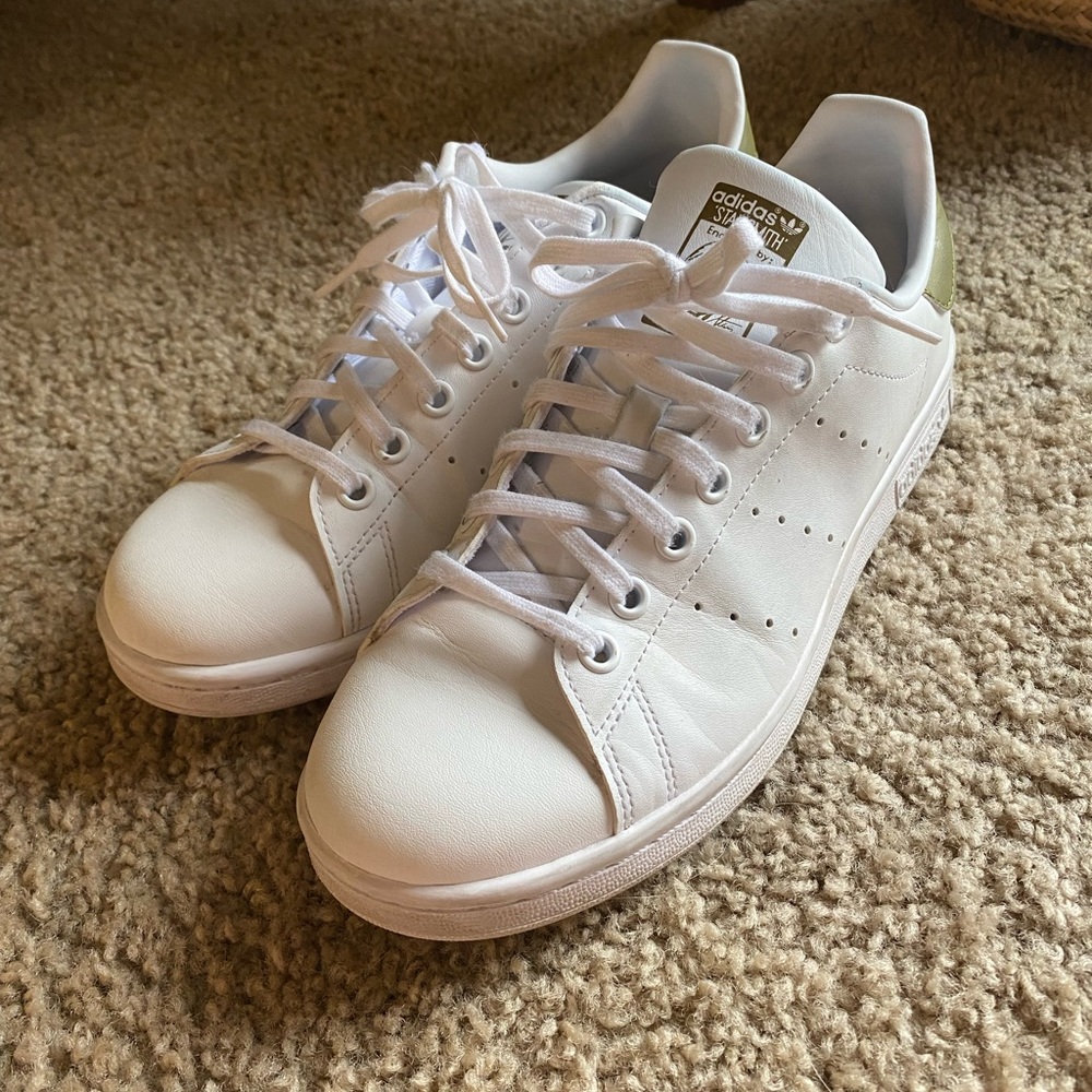 Green Adidas Stan Smith